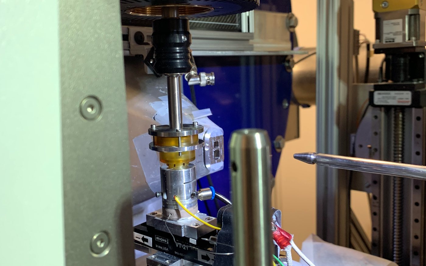 Rheometer shear cell mounted in the beam at APS 12-ID-B
